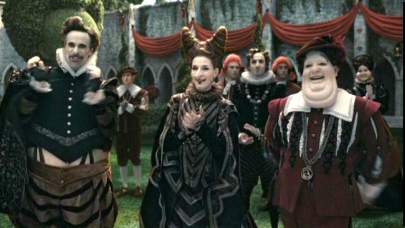 010AIW_Holly_Hawkins_001